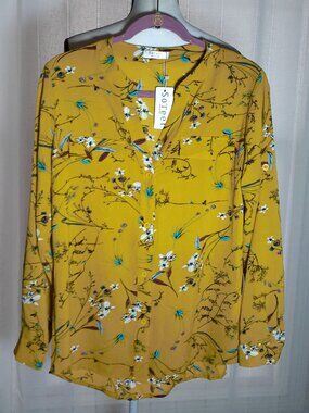 SOTEER NWT Long Sleeve Collared Button Down Mustard Floral Hi Lo Crape Blouse M